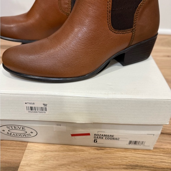 Steve Madden Tan and Brown Ankle Booties - Picture 2 of 4